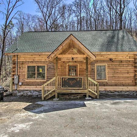 The Phoenix Cabin With Hot Tub In Gatlinburg! ภายนอก รูปภาพ