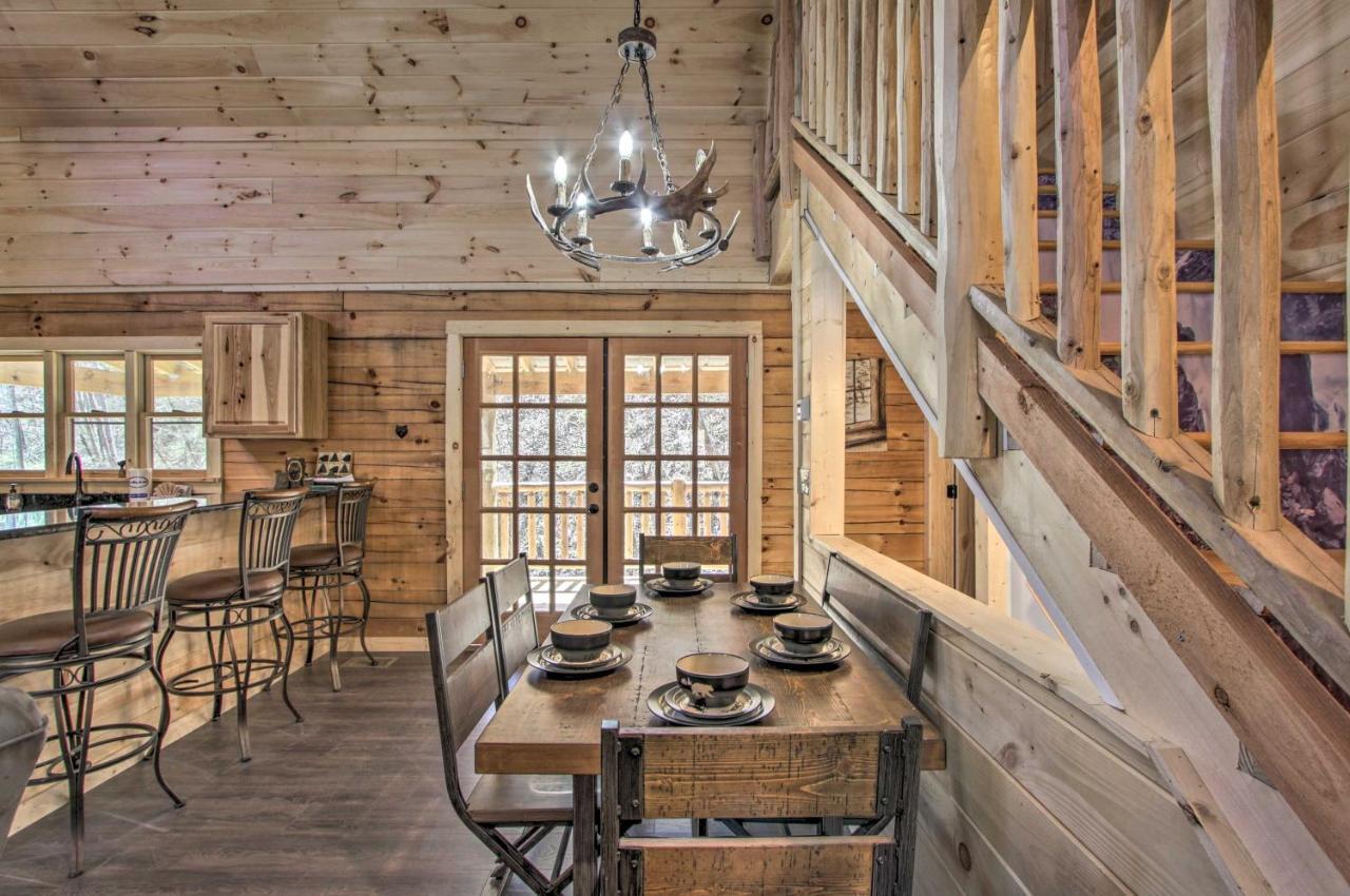The Phoenix Cabin With Hot Tub In Gatlinburg! ภายนอก รูปภาพ