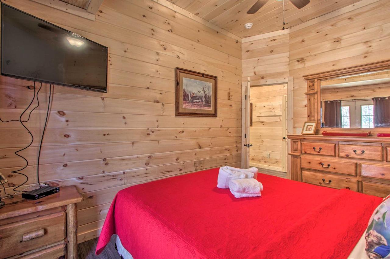 The Phoenix Cabin With Hot Tub In Gatlinburg! ภายนอก รูปภาพ